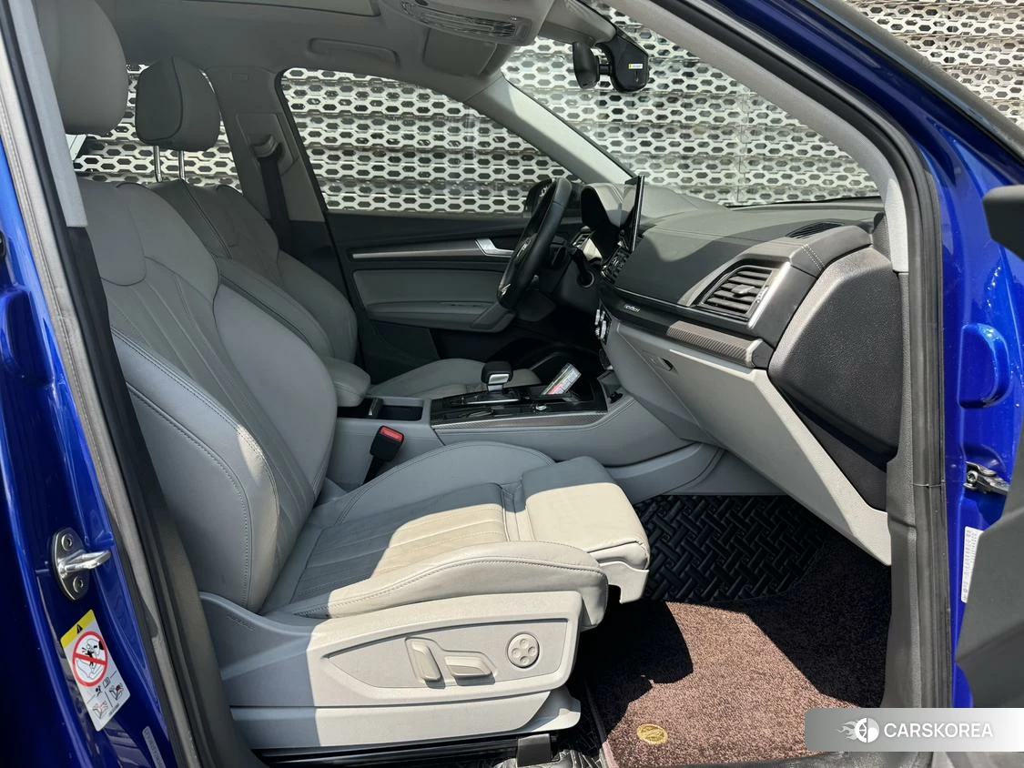 Audi Q5L id 4407451 из Китая 8