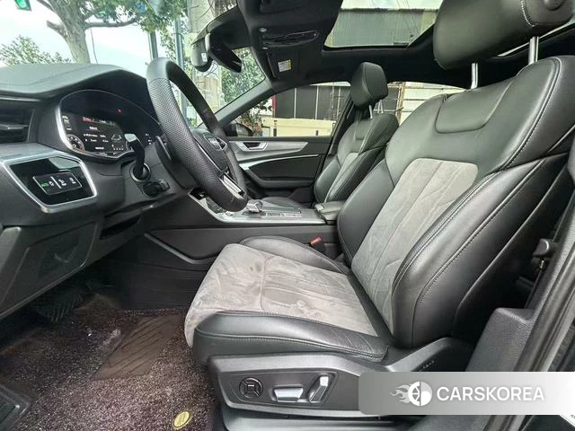 Audi A6L 2023 Черный из Китая, фото 3