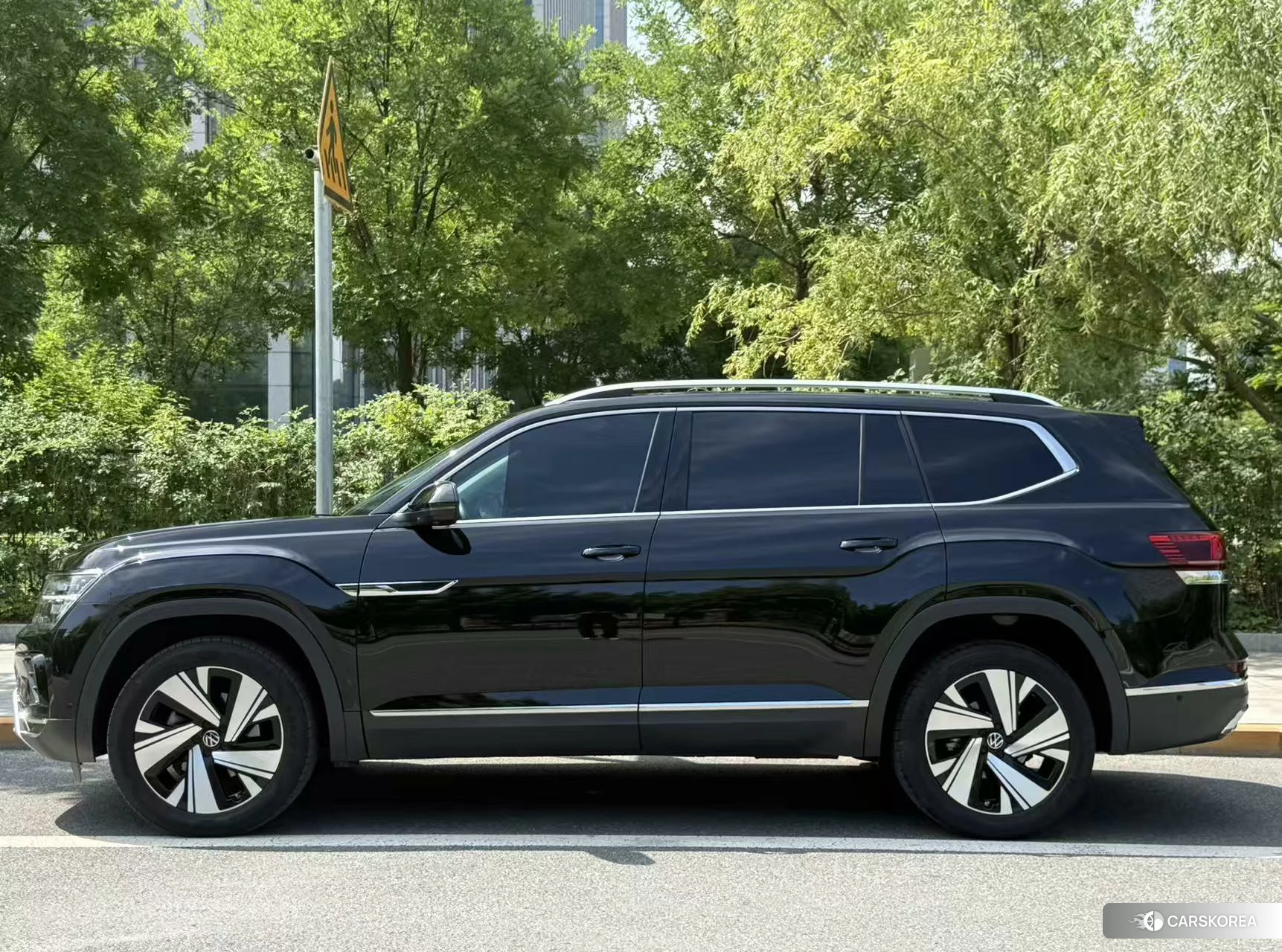 Volkswagen Tourang id 4452814 из Китая 13