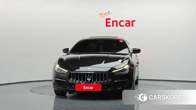 Maserati Ghibli id 4688613 из Кореи 23