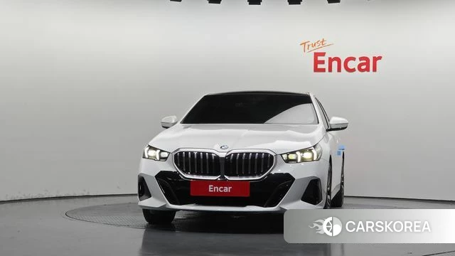 BMW 5 Series (G60) id 4710237 из Кореи 23
