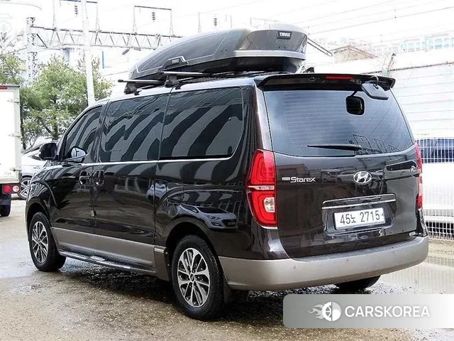 Hyundai The New Grand Starex id 3757104 из Кореи 13