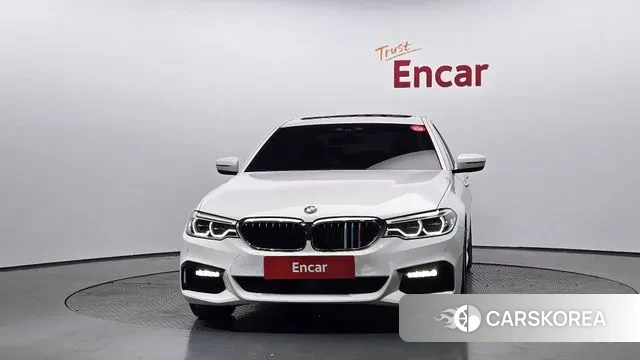 BMW 5 Series (G30) id 2976309 из Кореи 13