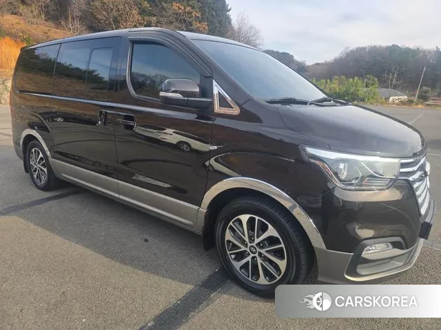 Hyundai The New Grand Starex id 3547527 из Кореи 13