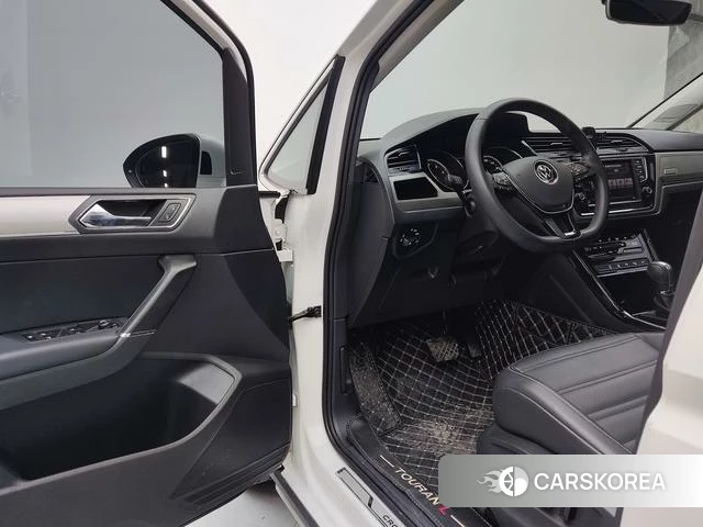 Volkswagen Touran L id 4256357 из Китая 12