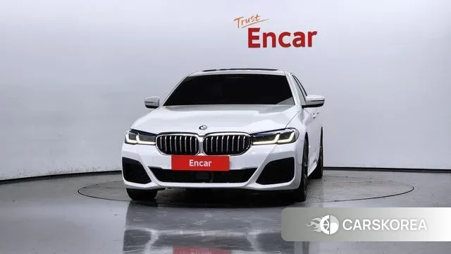 BMW 5 Series (G30) id 3058490 из Кореи 13