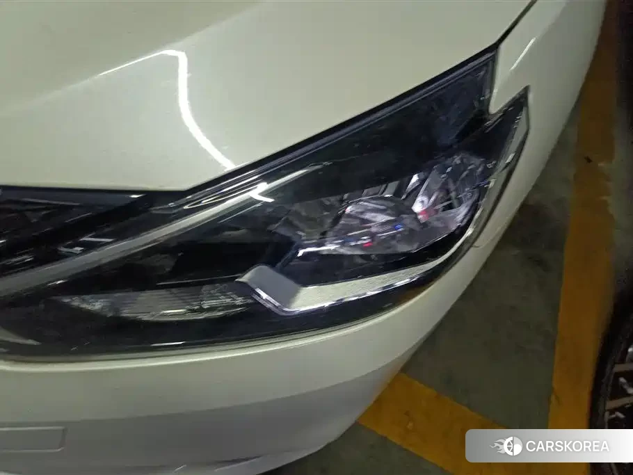 Nissan Sylphy id 4547243 из Китая 9