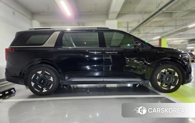 Kia The New Carnival 4th Generation 2024 Черный из Кореи, фото 3
