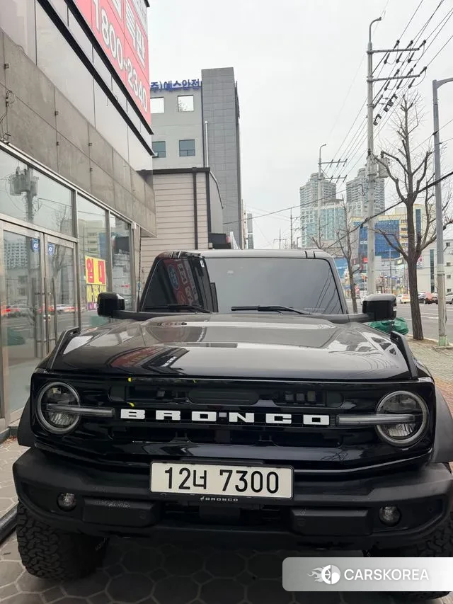 Ford Bronco 6th Generation 2025 Черный из Кореи, фото 5