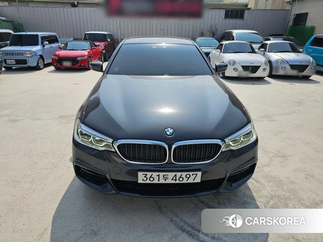 BMW 5 Series (G30) id 3807762 из Кореи 13