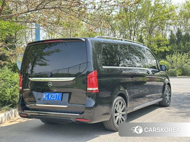 Mercedes-Benz V-class id 4297460 из Китая 14