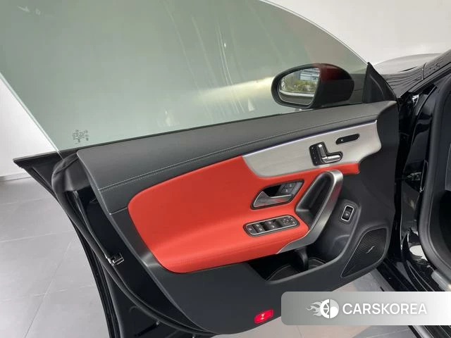 Mercedes-Benz CLA AMG id 4028226 из Китая 10