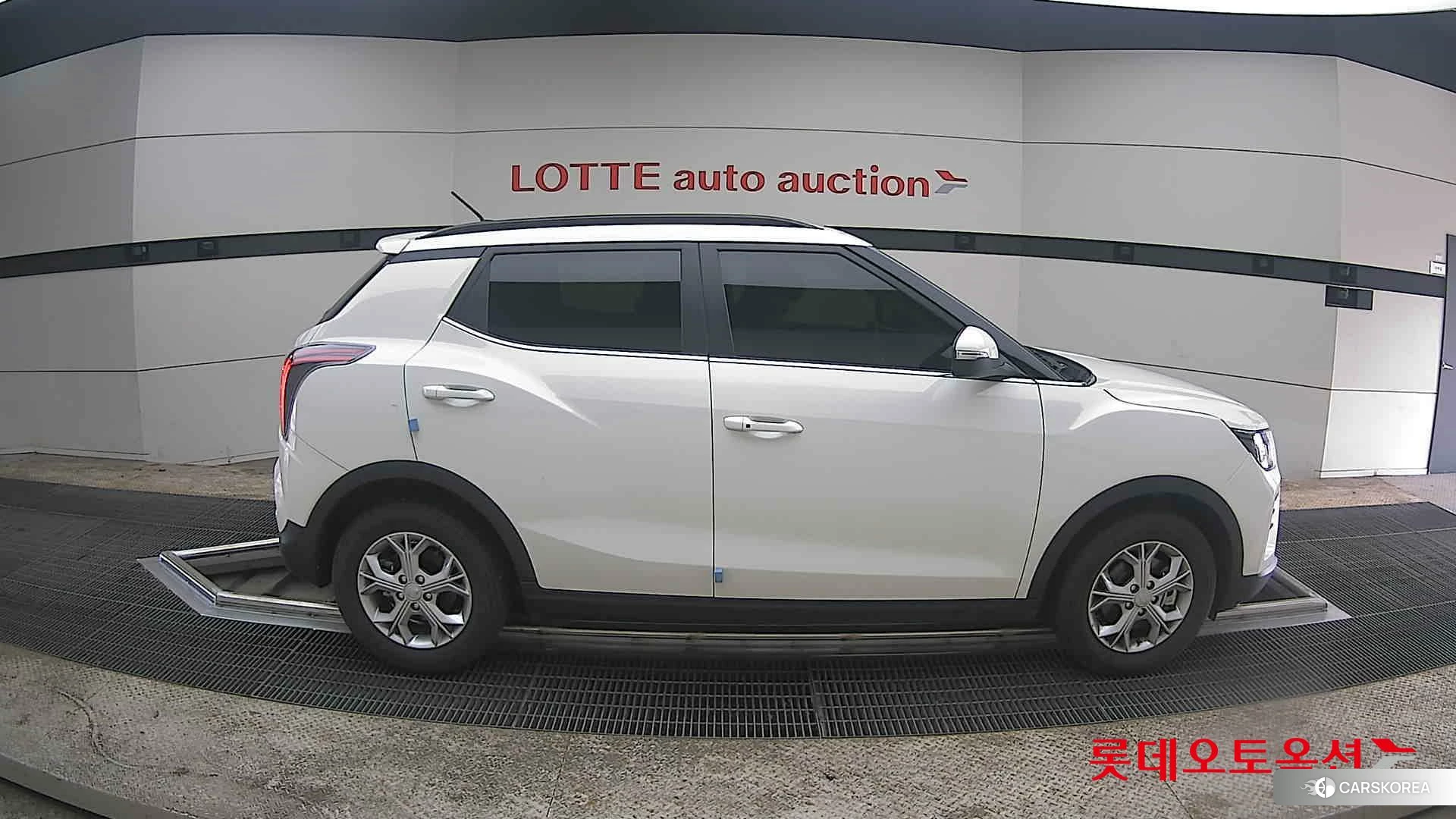 SsangYong Tivoli id 3875661 из Кореи 23