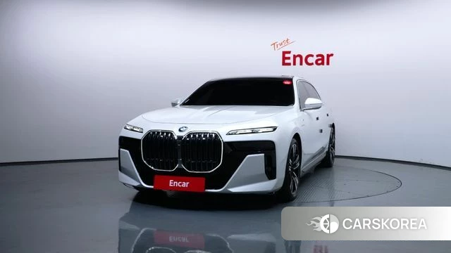 BMW 7 Series (G70) id 3841815 из Кореи 13