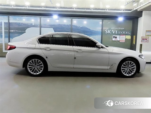 BMW 5 Series (G30) id 4793989 из Кореи 13