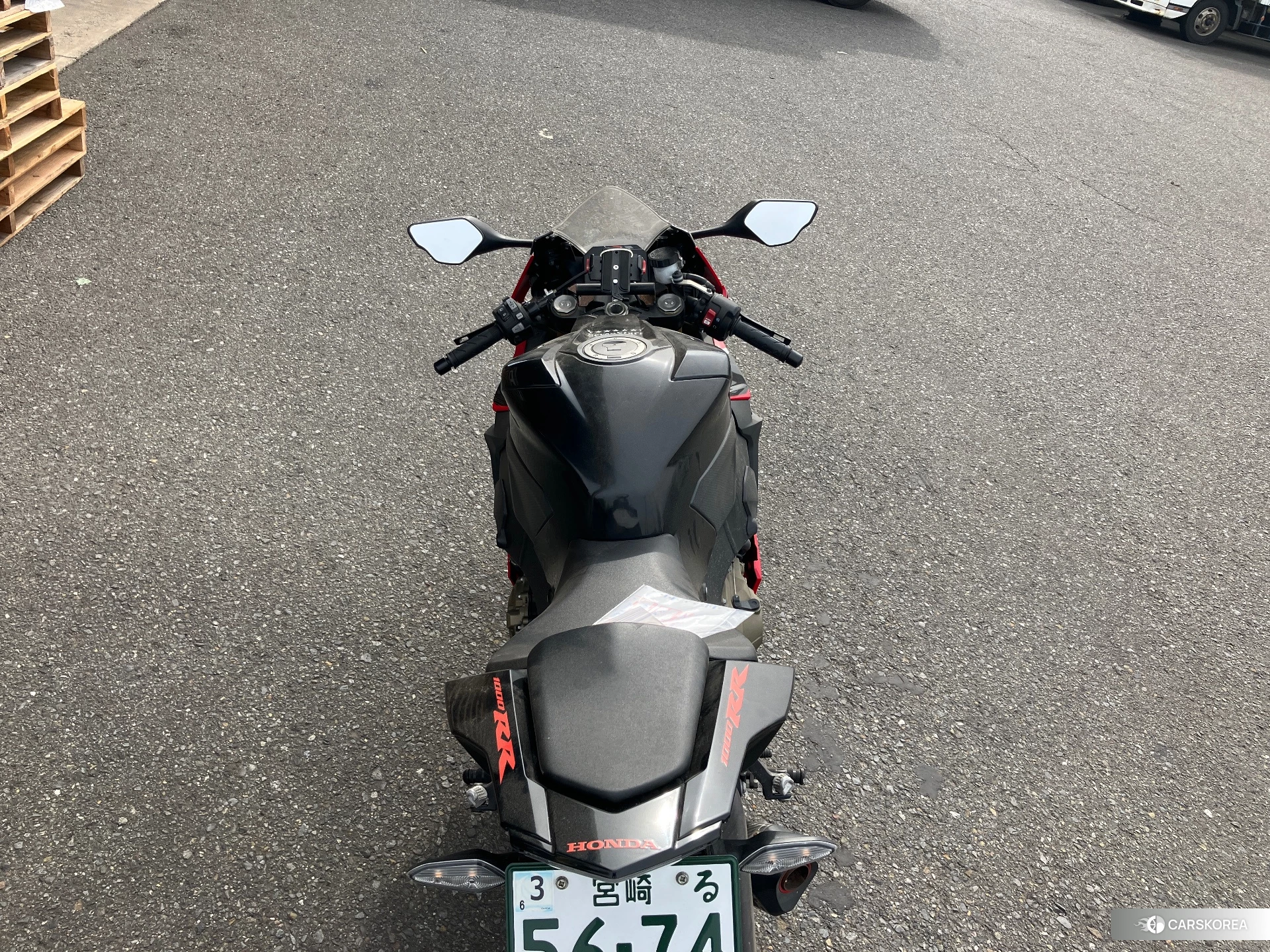 Проданный Honda CBR1000RR id 3947999 из Японии