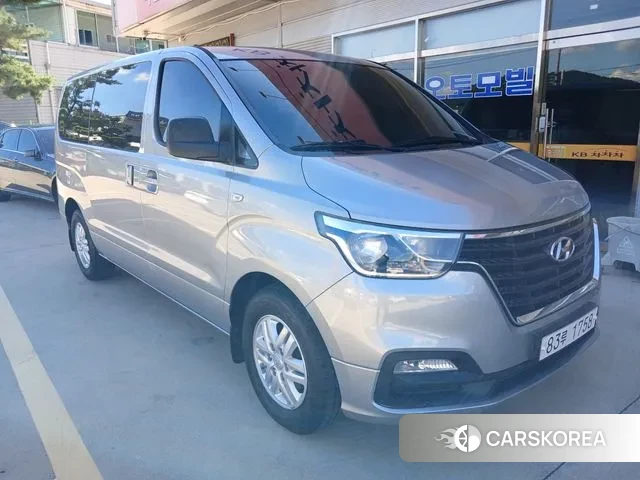 Hyundai The New Grand Starex 2019 Серебристо-серый из Кореи, фото 6