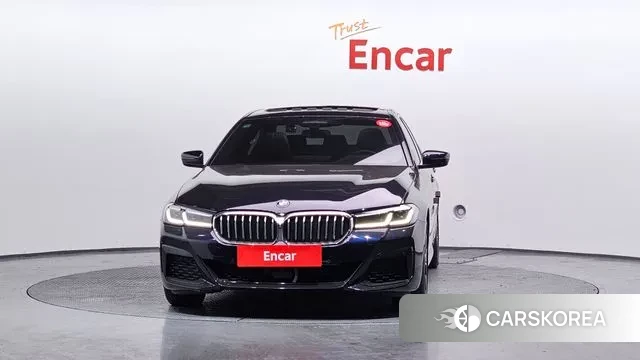 BMW 5 Series (G30) id 3655397 из Кореи 13