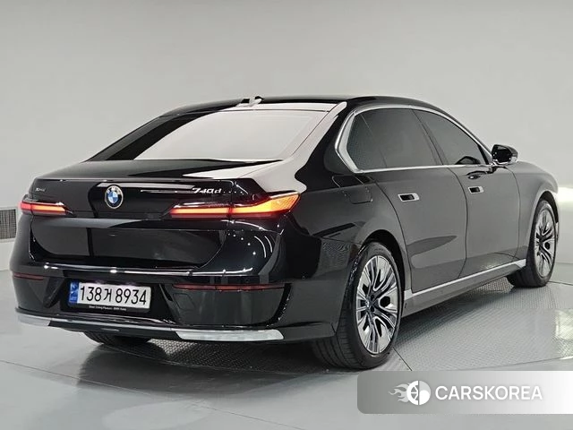 BMW 7 Series (G70) id 4395351 из Кореи 13
