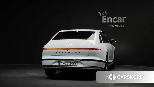 Hyundai Grandeur (GN7) id 4941287 из Кореи 23
