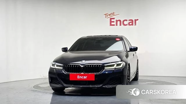 BMW 5 Series (G30) id 4635942 из Кореи 13