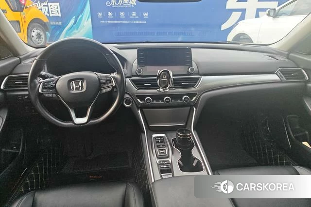 Honda Accord id 4300482 из Китая 10