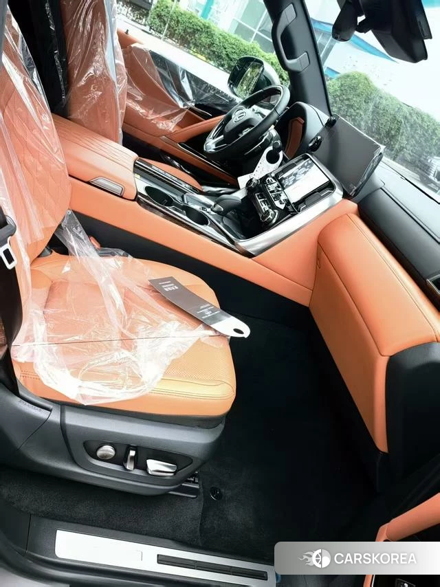 Lexus LX id 4259835 из Китая 7