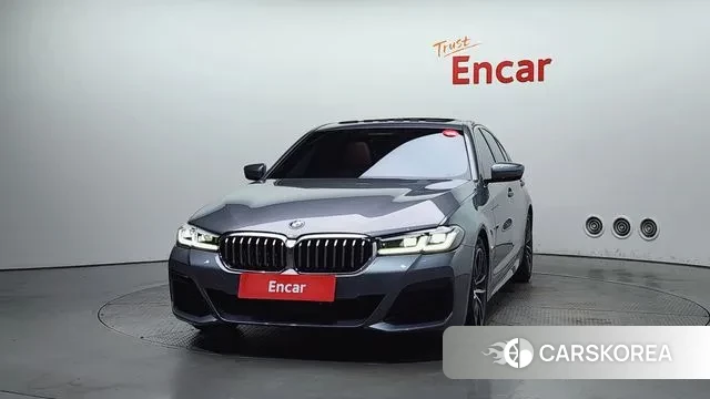 BMW 5 Series (G30) id 3212604 из Кореи 13