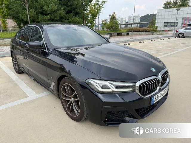 BMW 5 Series (G30) 2023 Черный из Кореи, фото 5