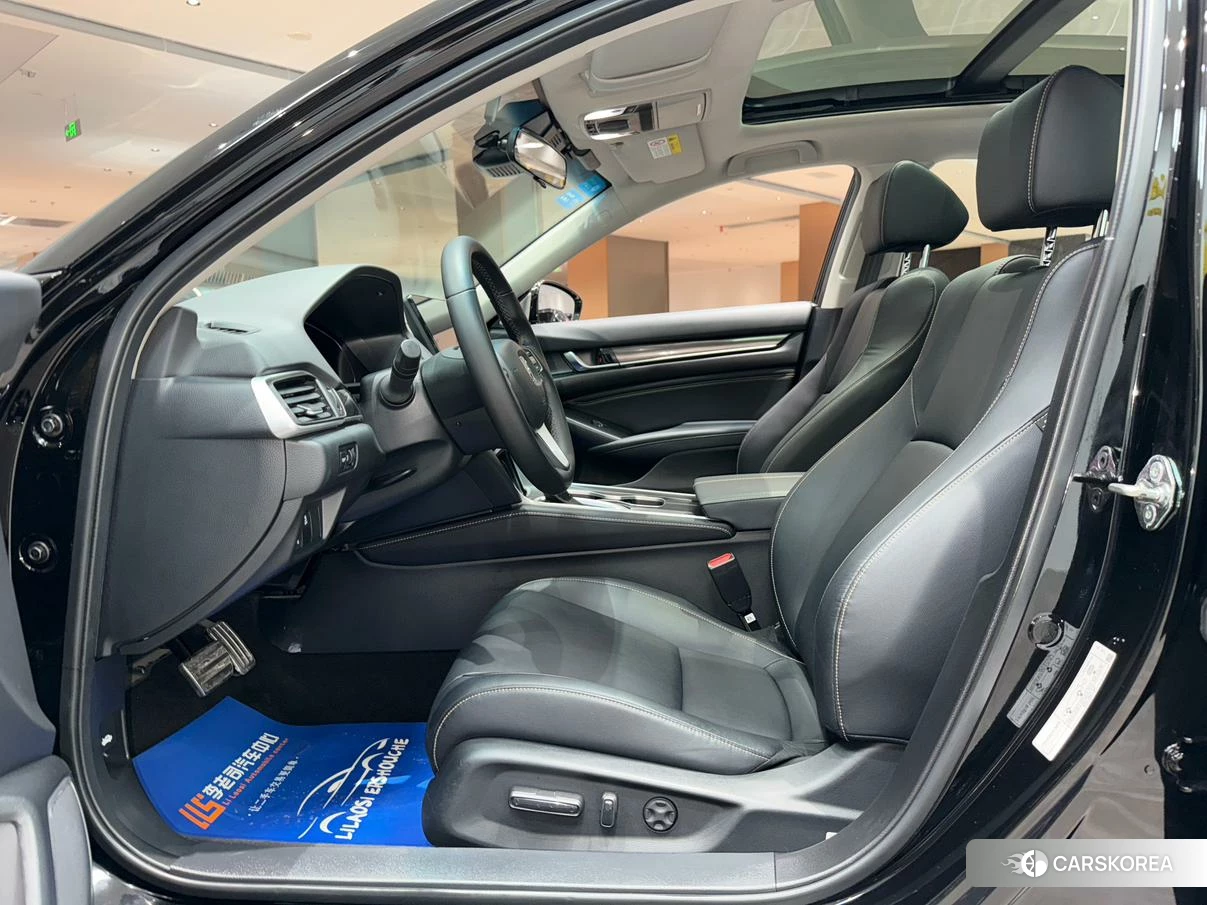 Honda Accord id 4421066 из Китая 23