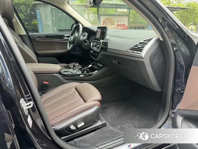 BMW X3 id 4306879 из Китая 12