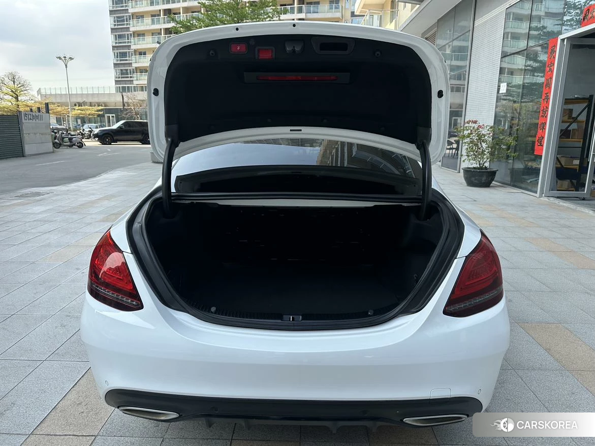 Mercedes-Benz Class C id 4420791 из Китая 19