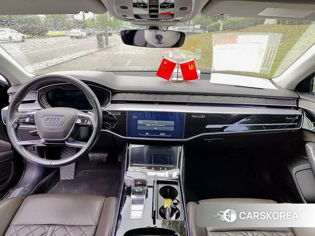 Audi A8 2021 Серебристо-серый из Китая, фото 3