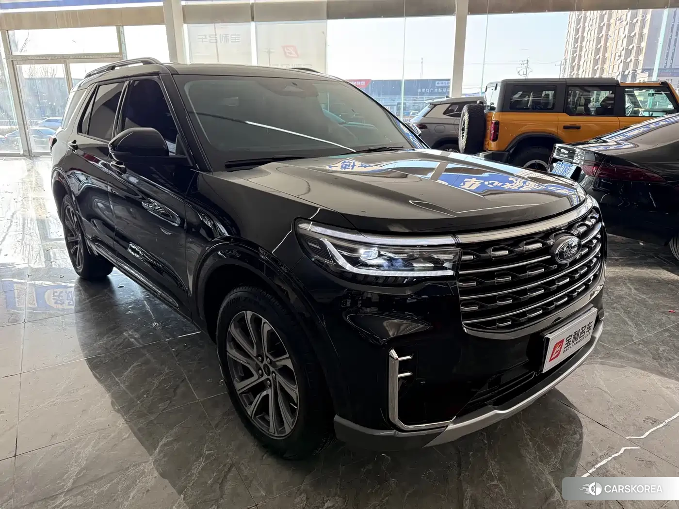 Ford Explorer 2025 Черный из Китая, фото 5