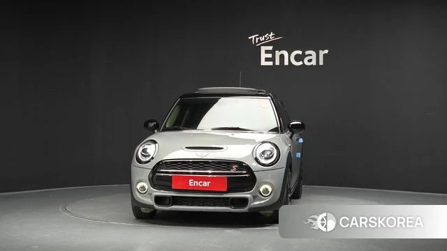 Mini Cooper S id 4717230 из Кореи 23