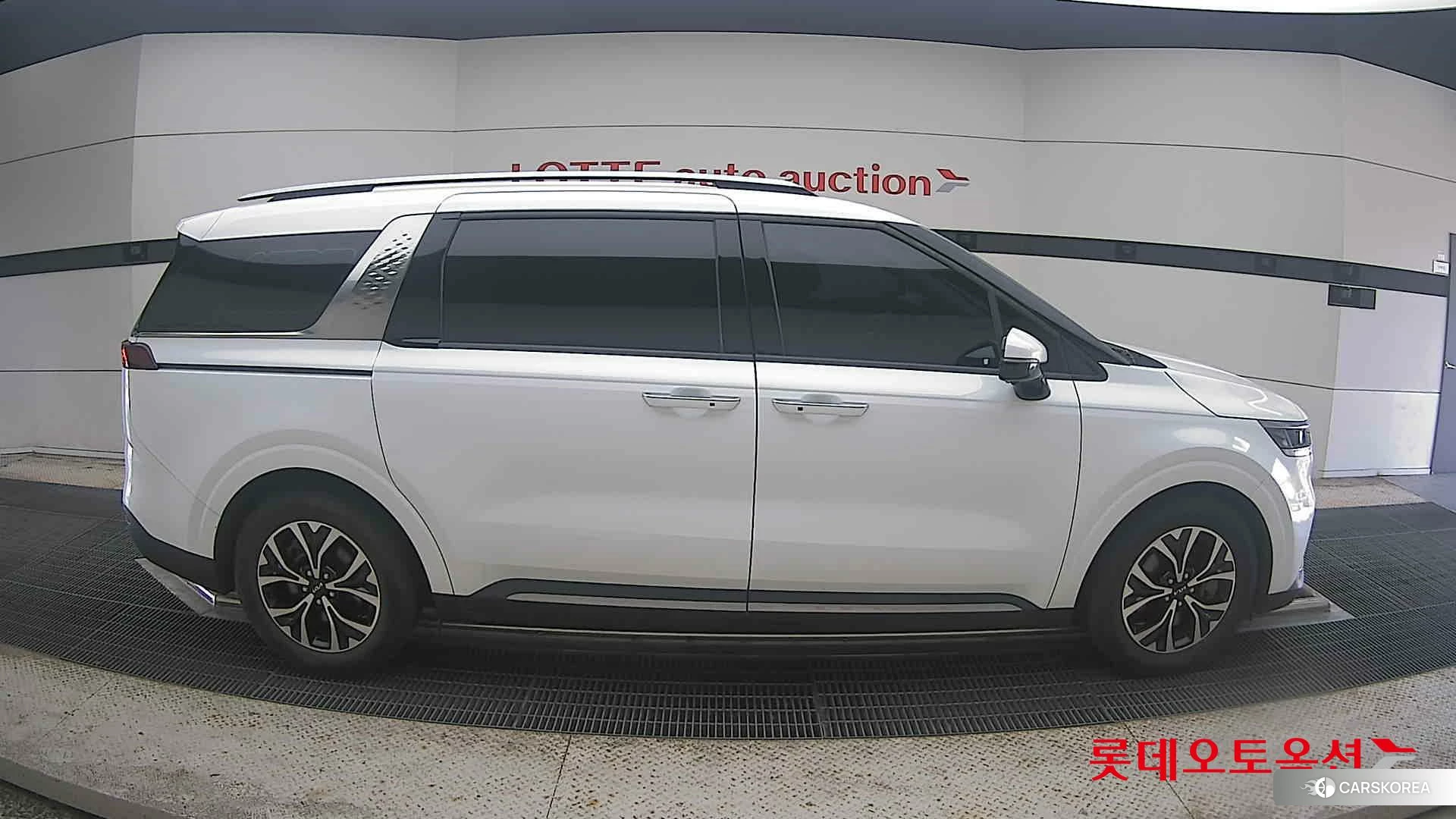 Kia Carnival id 4664344 из Кореи 23