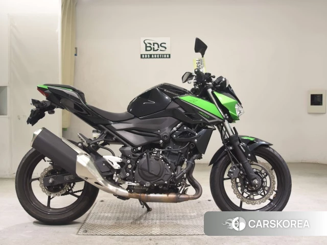 Проданный Kawasaki Z400 2021 из Японии