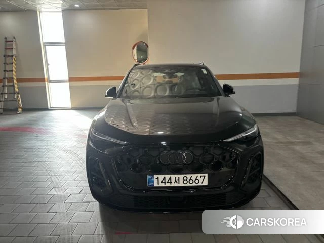 Audi Q5 (80A) 2025 Черный из Кореи, фото 3