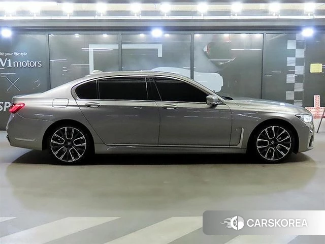 BMW 7 Series (G11) id 3941614 из Кореи 13