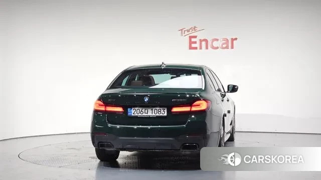 BMW 5 Series (G30) id 3384833 из Кореи 13