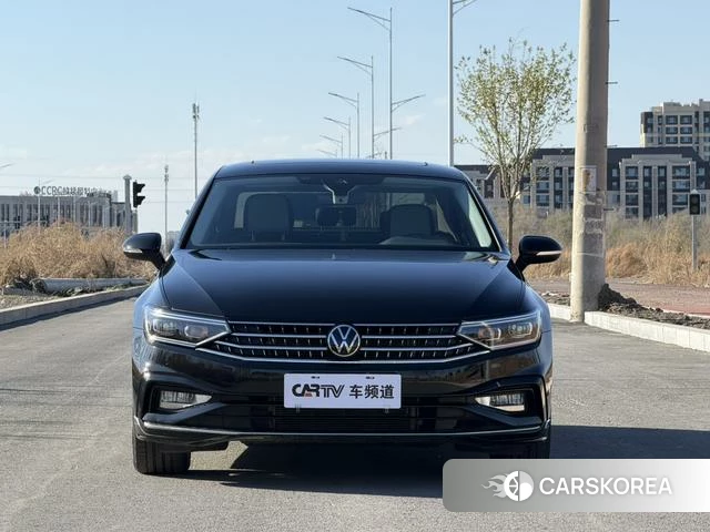 Volkswagen Magotan id 4263101 из Китая 15
