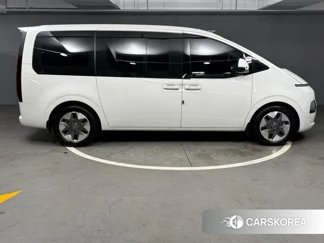 Hyundai Staria id 3028138 из Кореи 13