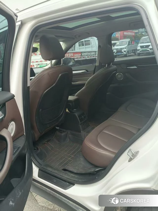 BMW X1 2023 Белый из Китая, фото 3