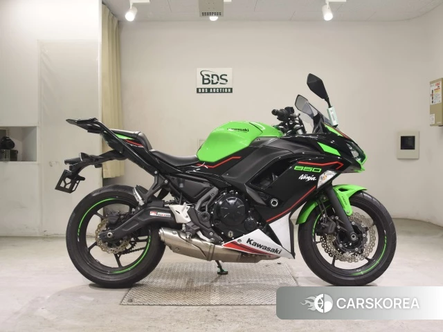 Проданный Kawasaki NINJA 650 ABS id 4289890 из Японии