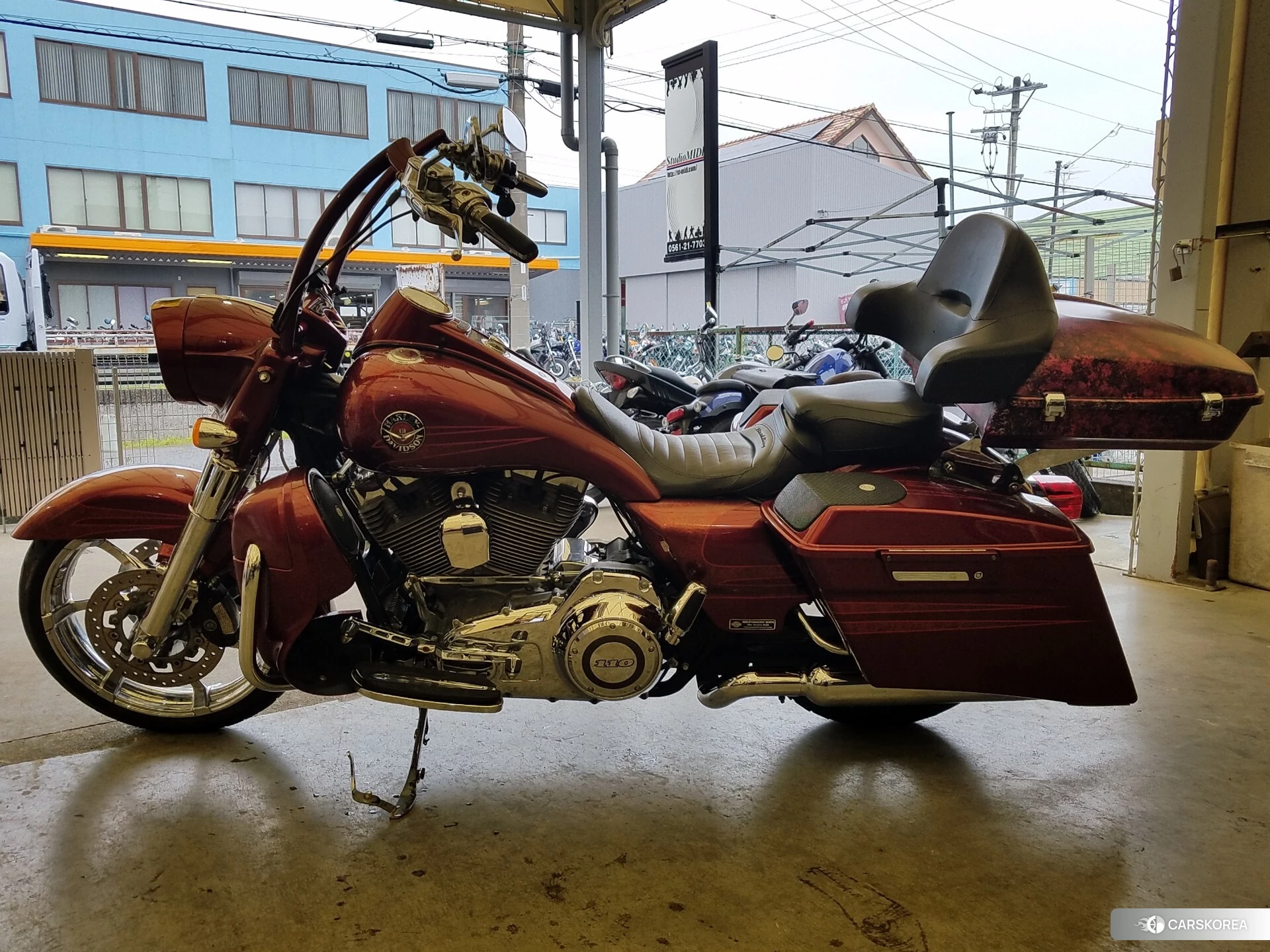 Проданный Harley-Davidson Road King Custom FLHRSE1800CVO 2013 из Японии, фото 3