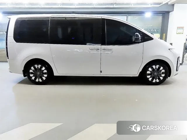 Hyundai Staria id 3420836 из Кореи 13