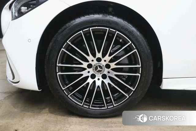 Mercedes-Benz Class C id 4210301 из Китая 23