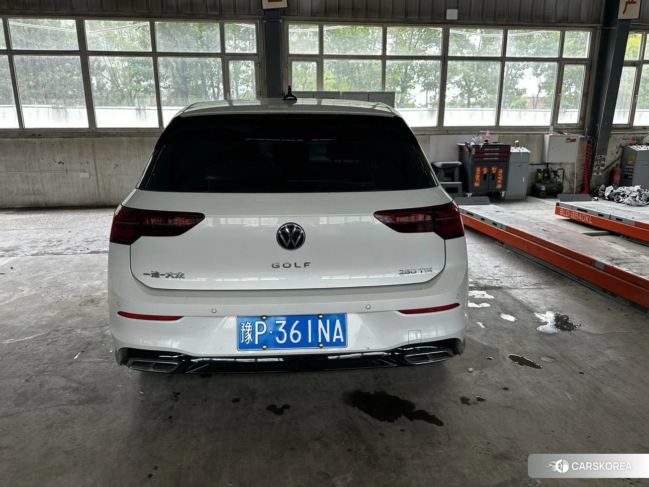 Volkswagen Golf 2022 Белый из Китая, фото 6