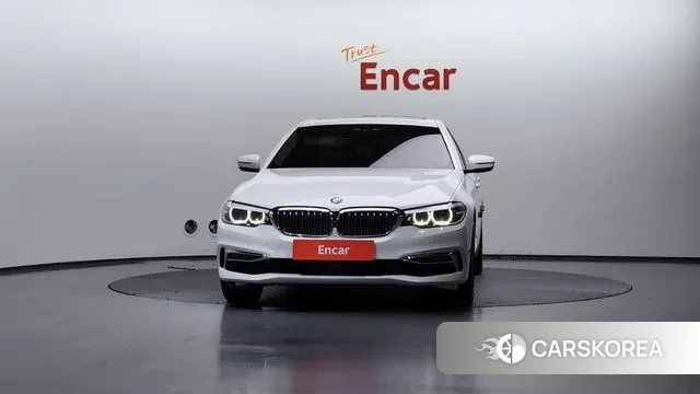 BMW 5 Series (G30) id 3379991 из Кореи 13