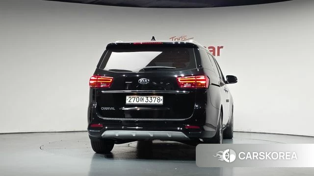 Kia The New Carnival id 4937490 из Кореи 23